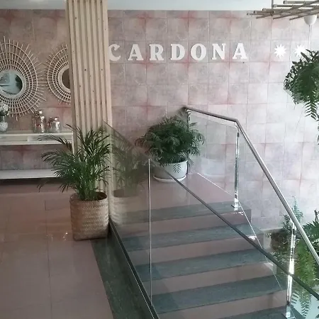 Residencia Cardona Hostel *