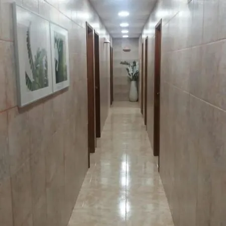 Residencia Cardona * أرّاثيفي