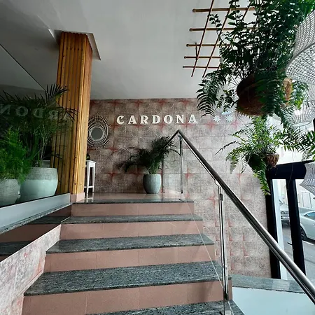 Residencia Cardona Арресифе