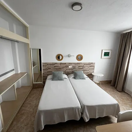 Residencia Cardona