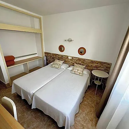Hostel Residencia Cardona