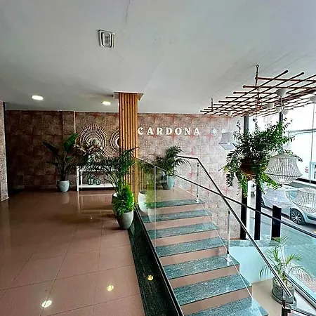 Residencia Cardona Hostel