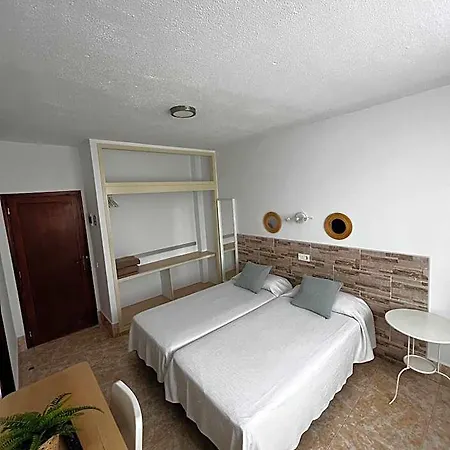 Residencia Cardona Arrecife (Lanzarote)