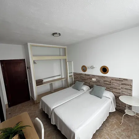 Hostal Residencia Cardona Arrecife (Lanzarote)