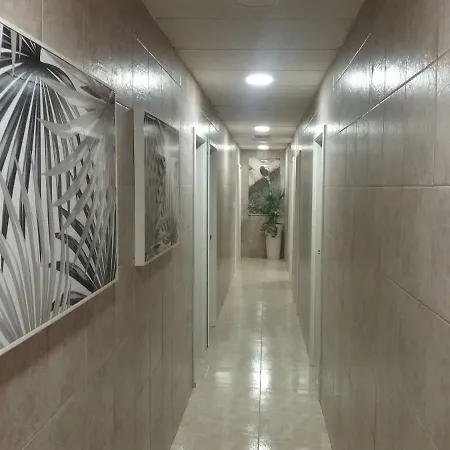Residencia Cardona Auberge de jeunesse