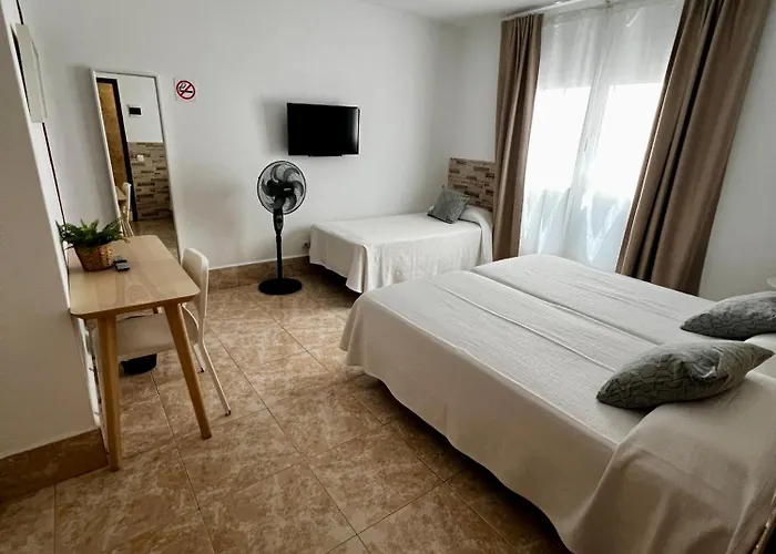 Хостел Residencia Cardona Арресифе