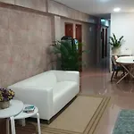 Residencia Cardona Хостел *